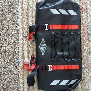 REVIVAL CYCLESREVIVAL DIRT BAG ROLLTOP DUFFEL (60 L) - BLACK